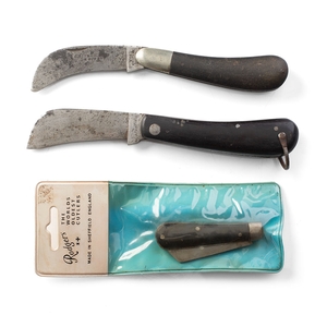 Antique Flat Cap Pruner Knives: A Legacy of Craftsmanship from Sheffield